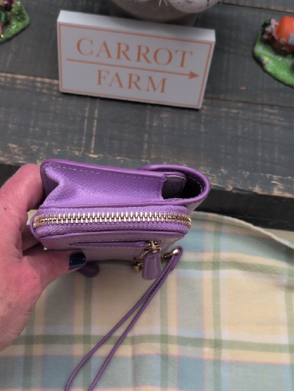 Vera Bradley Purple Lavender Faux Leather Wristlet Wallet - Picture 9 of 11
